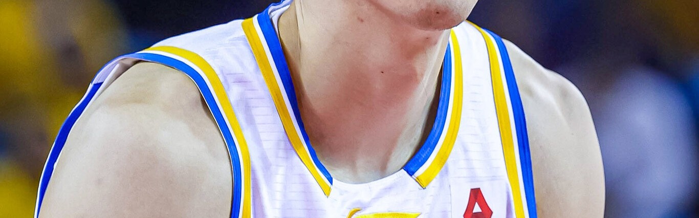 状态不佳但好在赢了！周琦7罚1中&amp;运动战3中1 仅得3分9板1帽