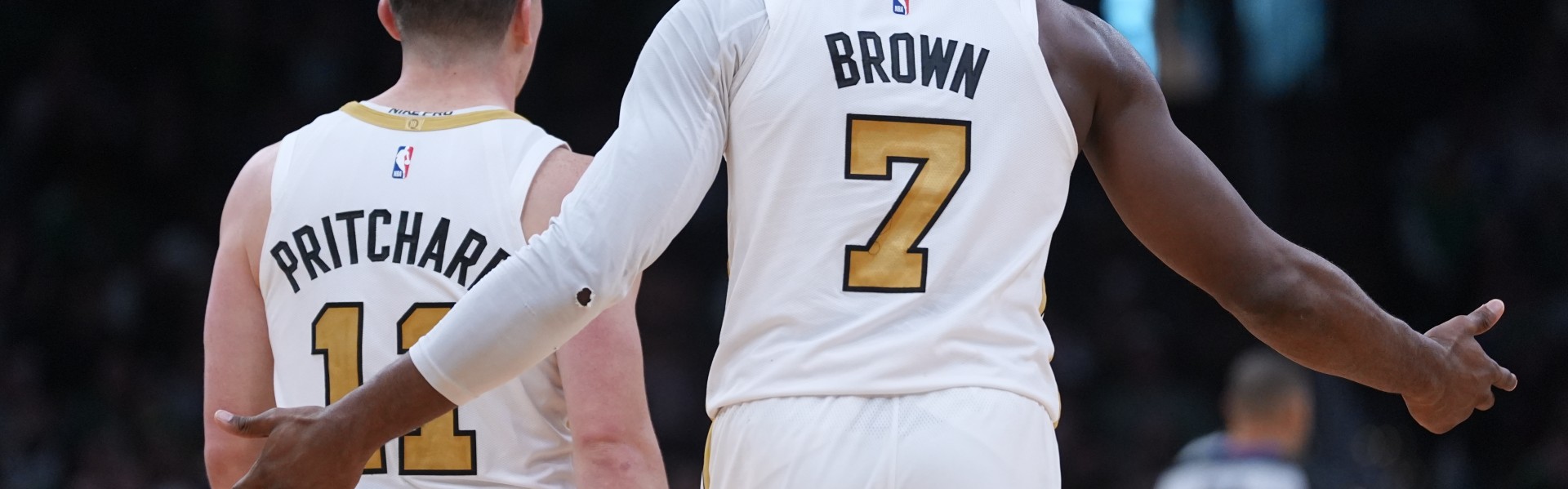 杰伦·布朗：本场是团队胜利 每个人各司其职 球队就会更有威胁