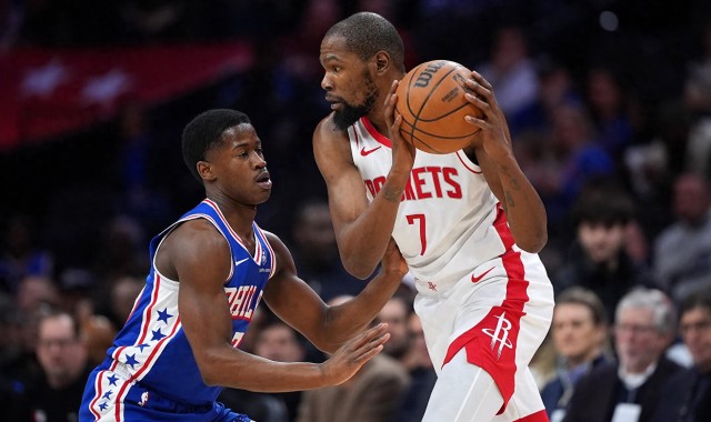 世界杯客户端更新说明-火箭队加时憾负，两人难辞其咎！乌度卡自废武功申京遭恩比德完爆